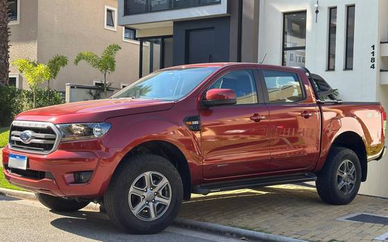 FORD RANGER 2.2 XLS 4X4 CD 16V DIESEL 4P AUTOMÁTICO